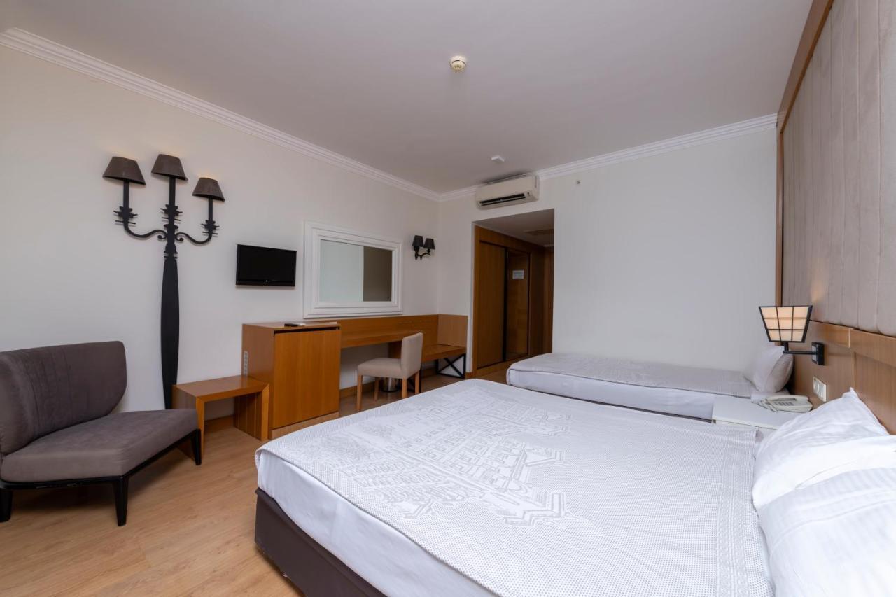 Lake River Side Hotel Spa ภายนอก รูปภาพ