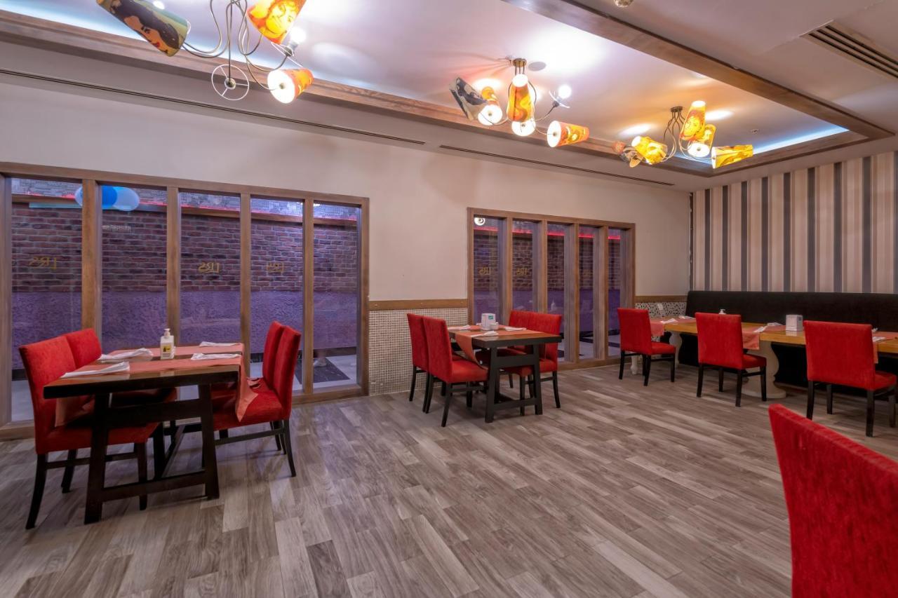 Lake River Side Hotel Spa ภายนอก รูปภาพ